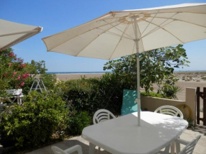 Accès direct plage - T2 avec piscine & parking à Gruissan - FR-1-796-52